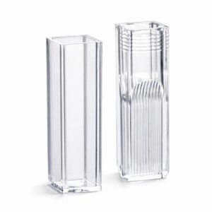 CUBETA PARA ESPECTOFOTOMETRO DE 1.5 ML (CAJA X 100 UND) COD 098.02.001 ISOLAB
